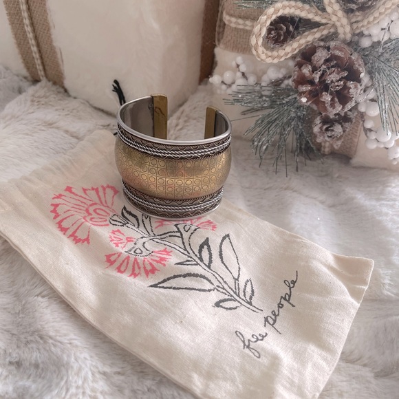 Free People metal cuff - Picture 3 of 4